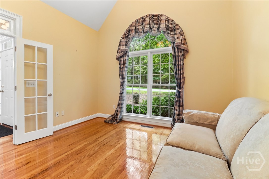 106 Telfair Place Property Photo 10