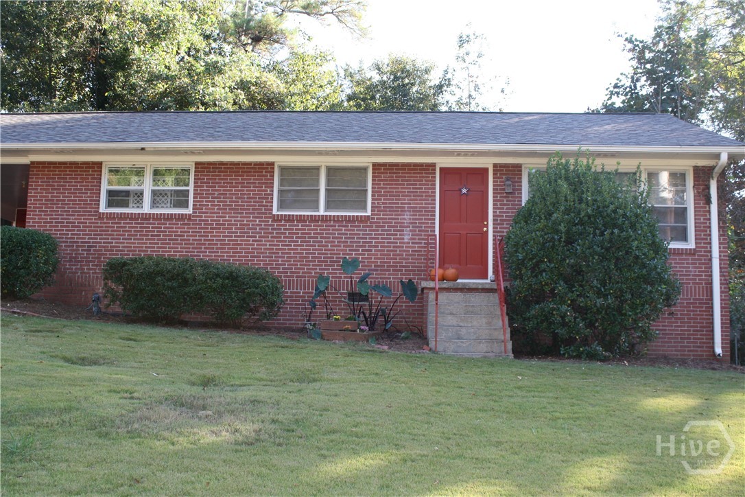 566 Woodland Hills Drive Property Photo 2