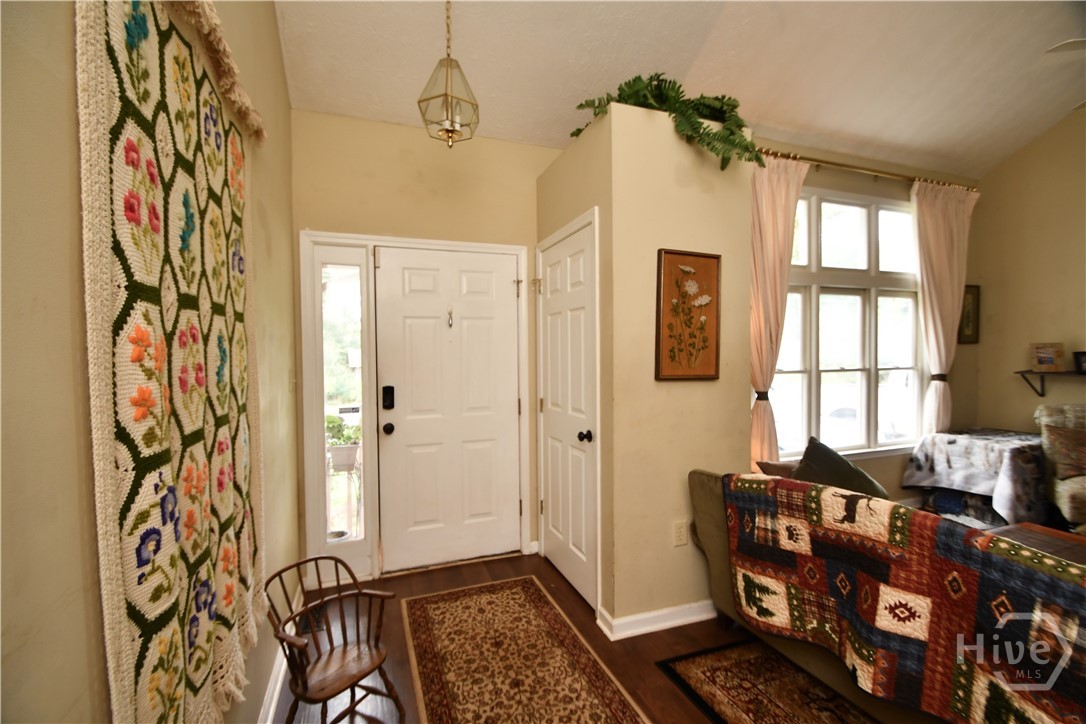 315 Rocky Drive Property Photo 7