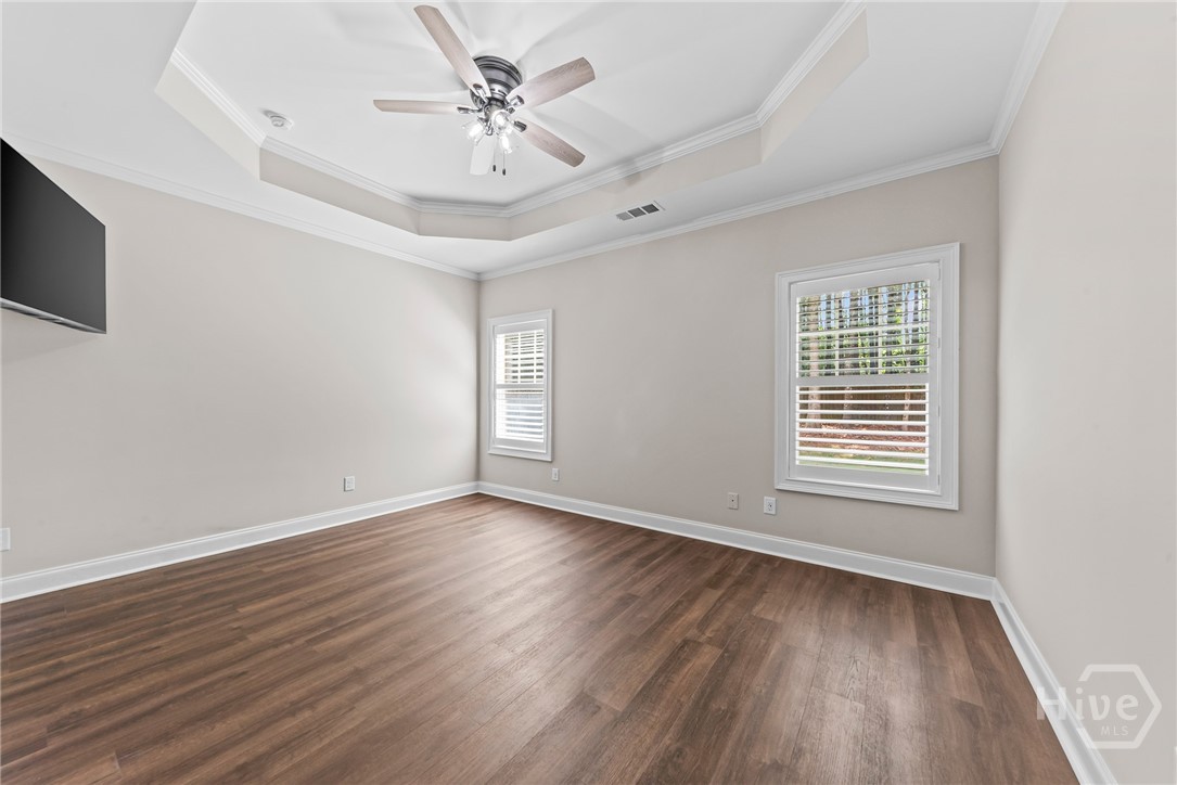 1650 Washington Way Property Photo 6
