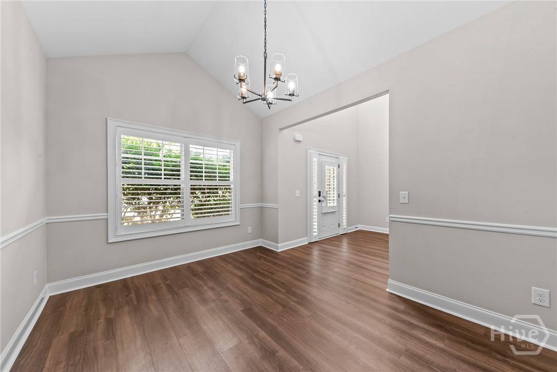 1650 Washington Way Property Photo 12