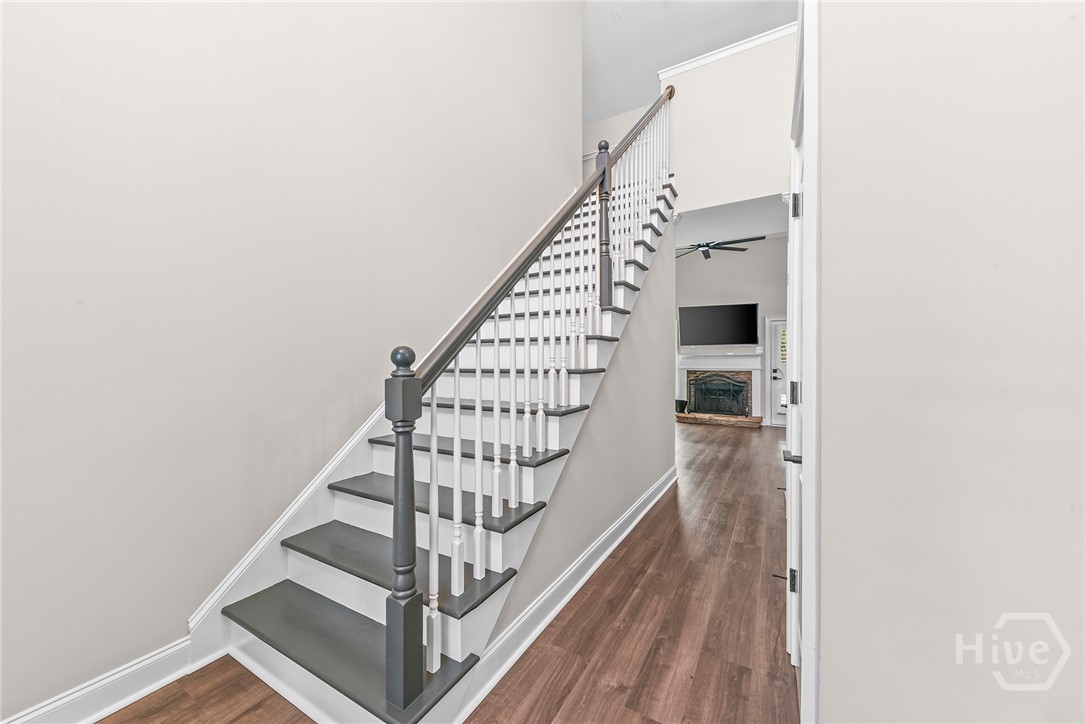 1650 Washington Way Property Photo 27