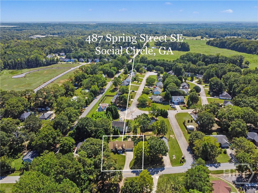 487 Spring Street Property Photo 2