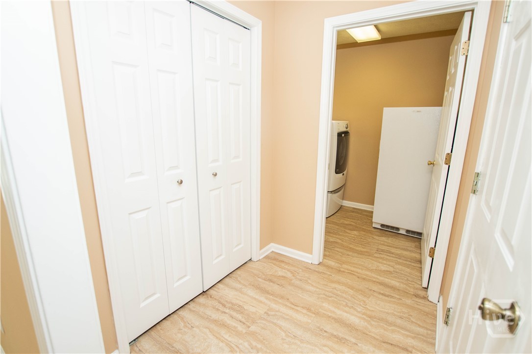 487 Spring Street Property Photo 13