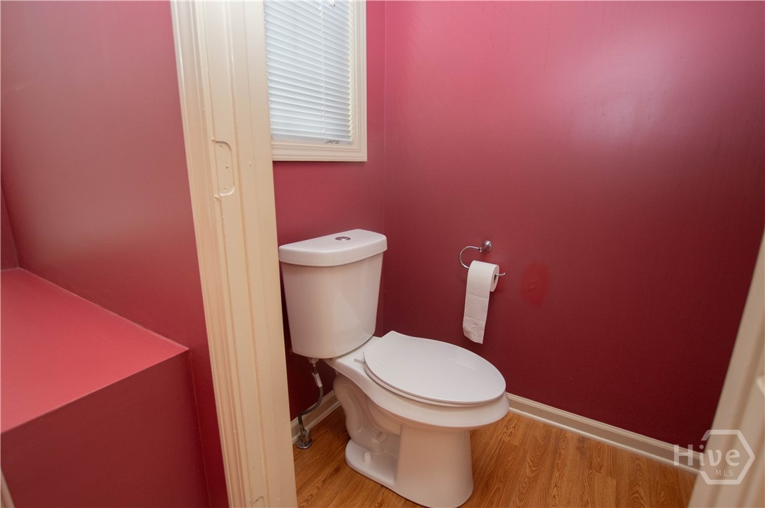 487 Spring Street Property Photo 19