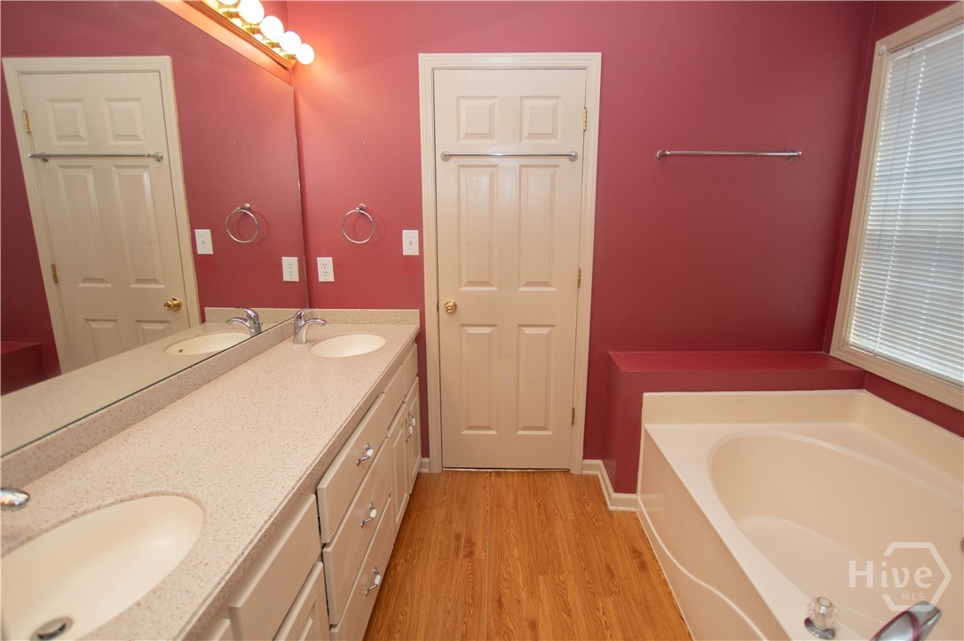 487 Spring Street Property Photo 20