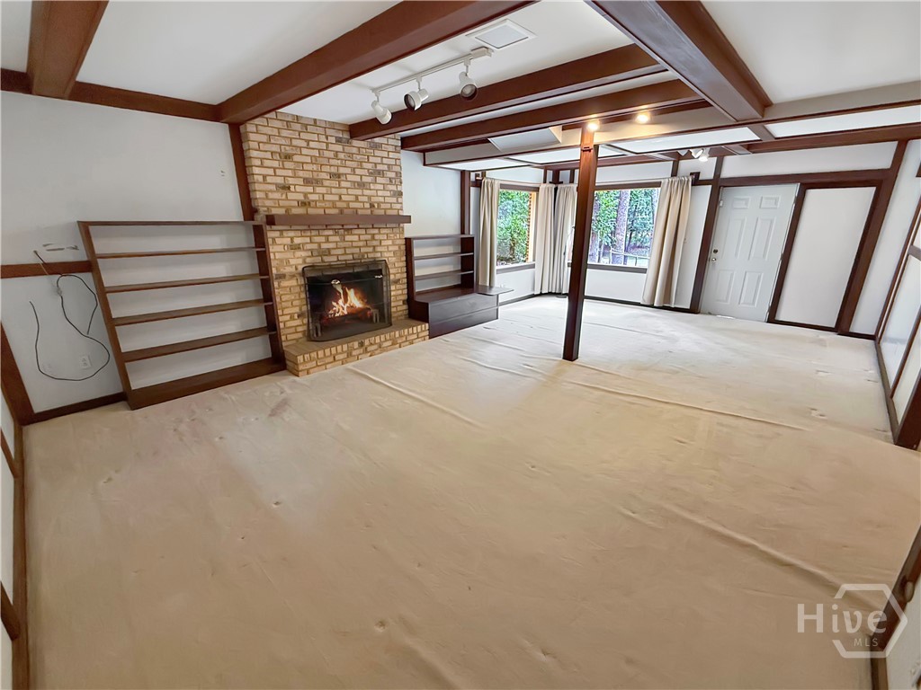 625 Forest Road Property Photo 25