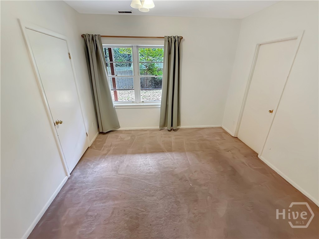 625 Forest Road Property Photo 29