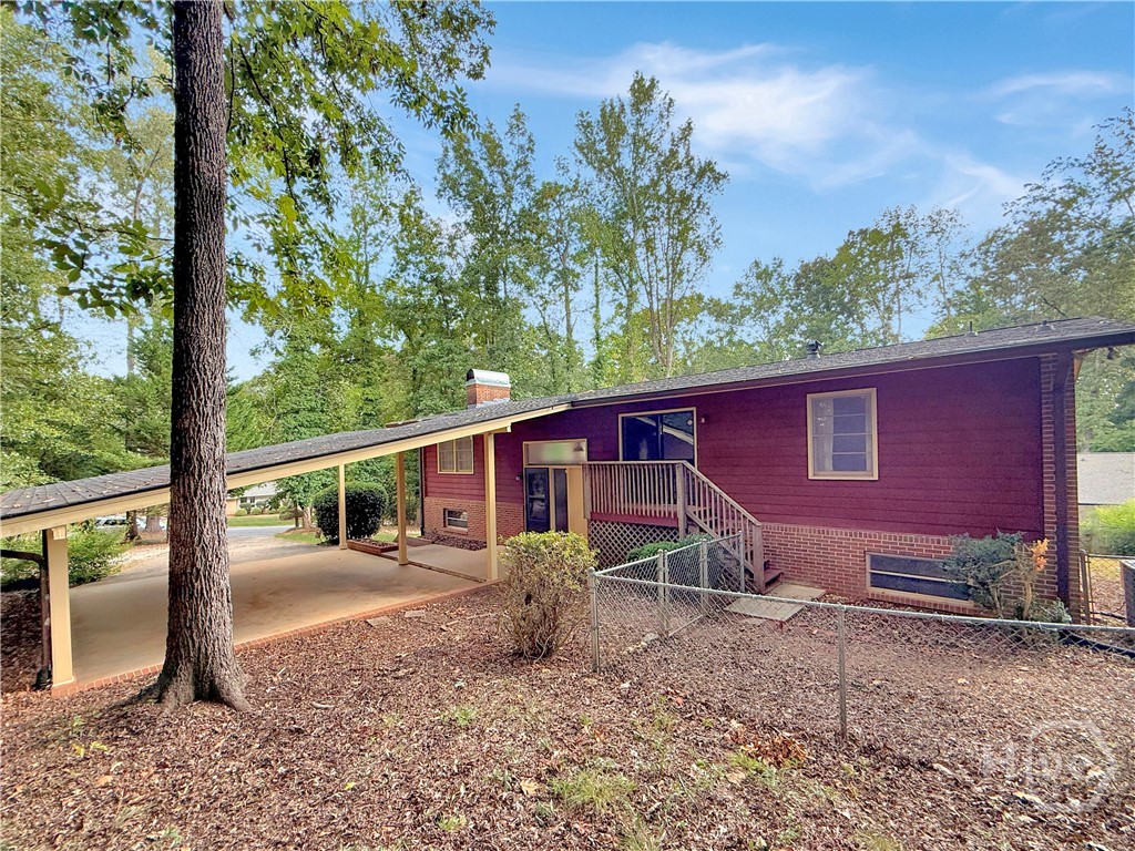 625 Forest Road Property Photo 42