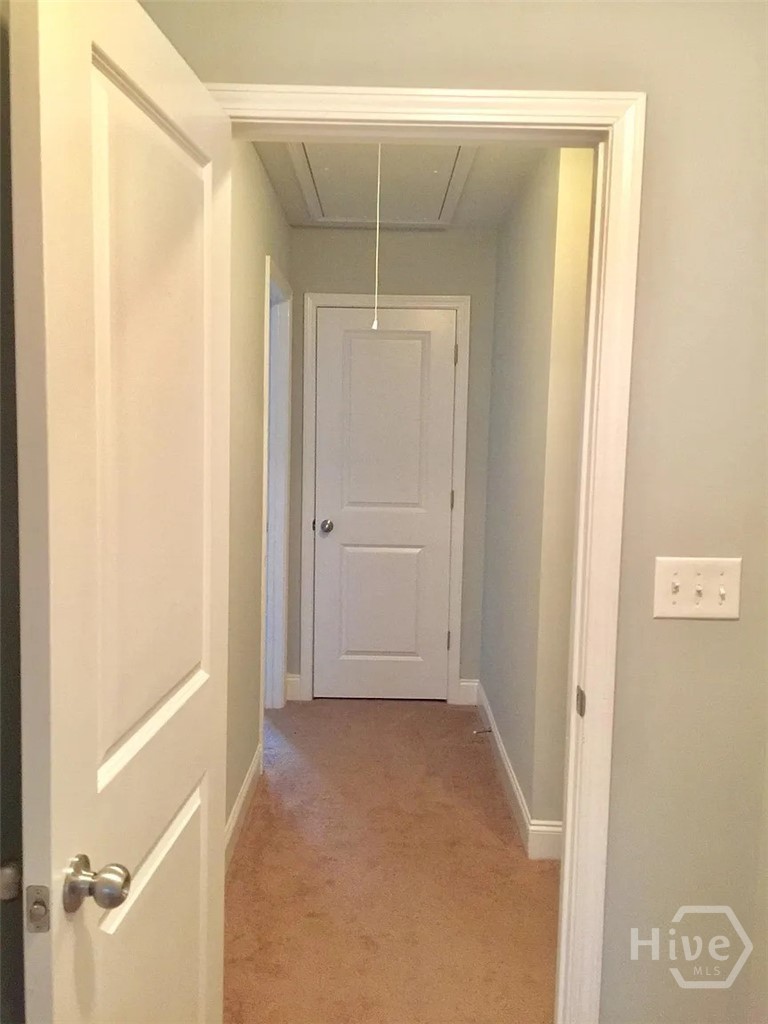 1010 Binghampton Circle Property Photo 7