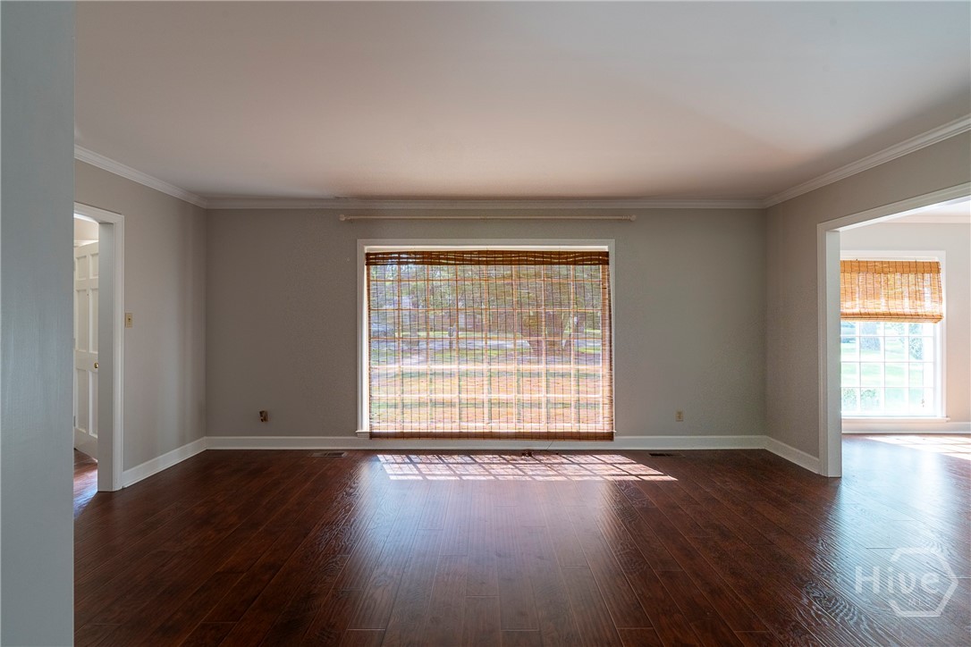 516 Summit Drive Property Photo 11
