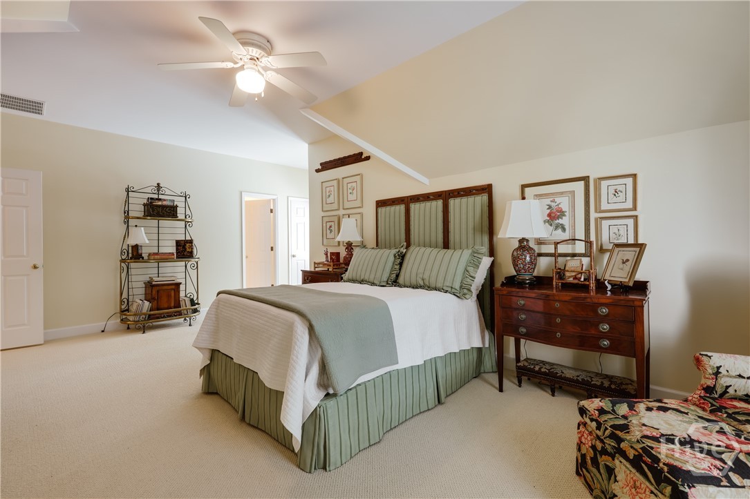 1031 Millers Lake Drive Property Photo 40