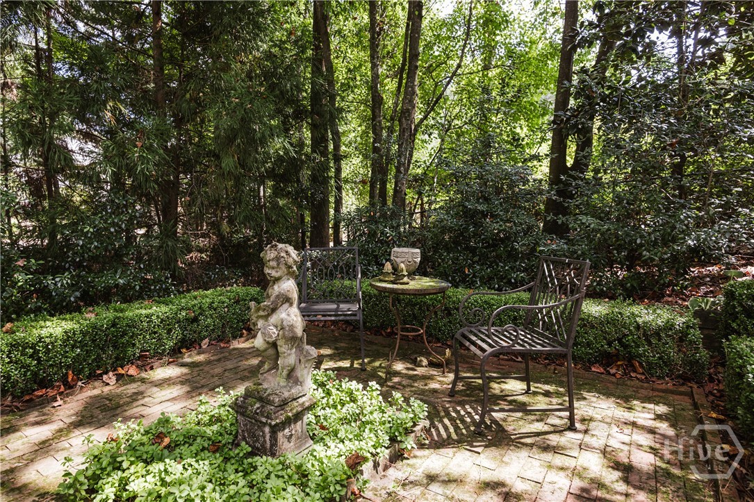 1031 Millers Lake Drive Property Photo 53