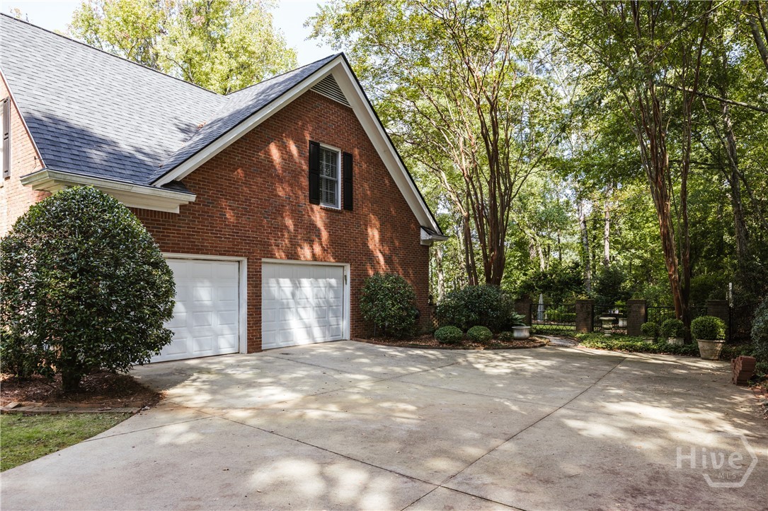 1031 Millers Lake Drive Property Photo 68