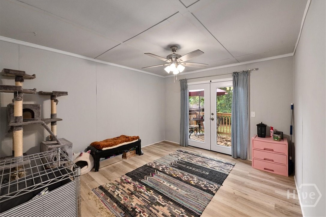 480 Clover Street Property Photo 10