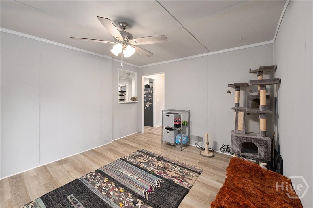 480 Clover Street Property Photo 11