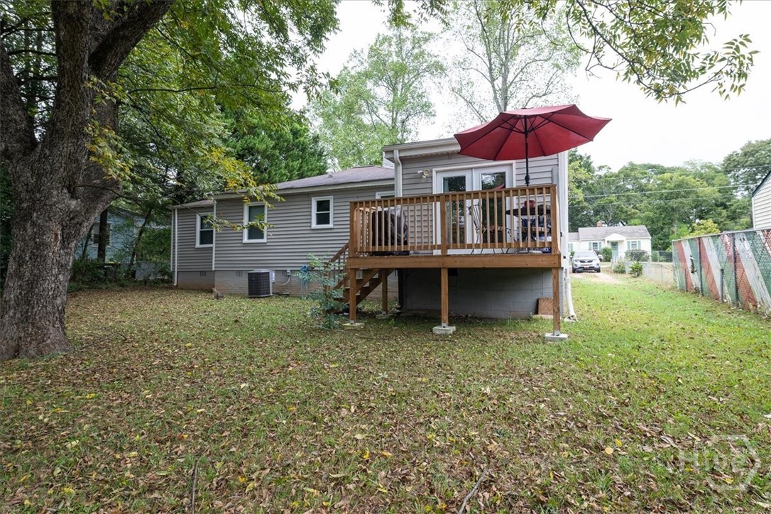 480 Clover Street Property Photo 28