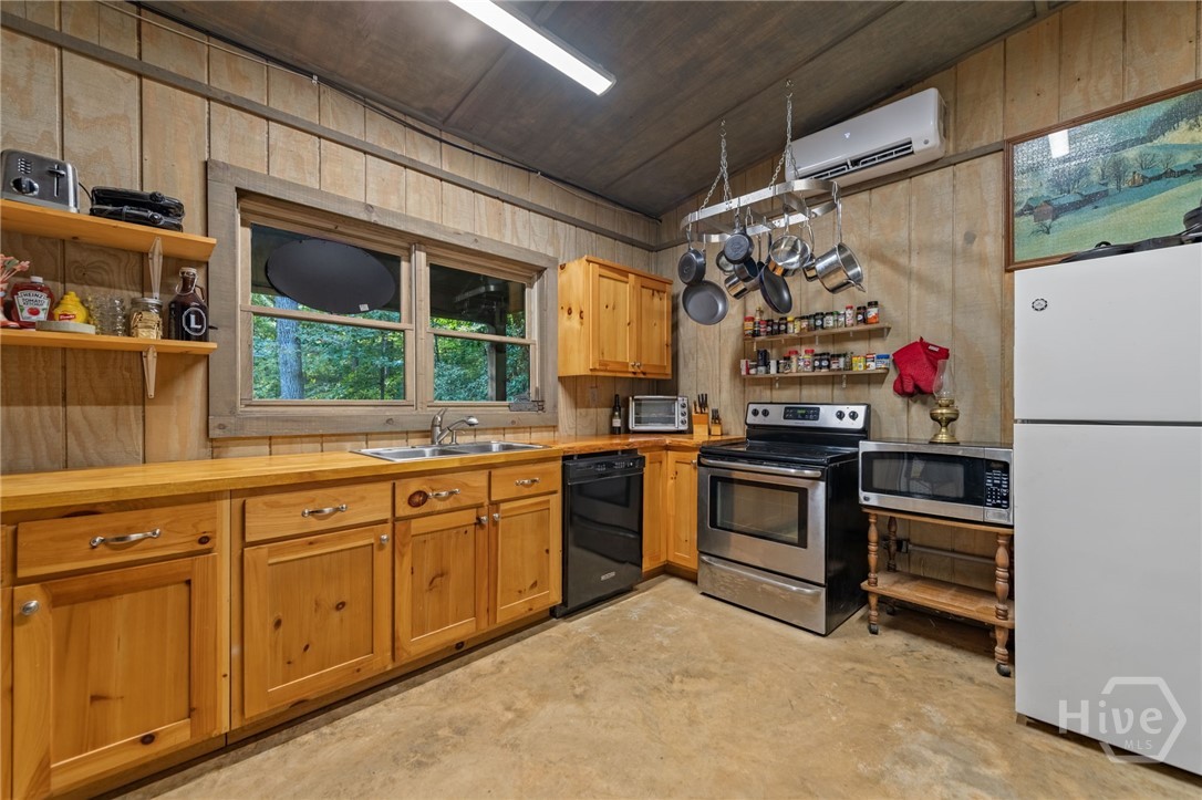 361 Forest Service Road Property Photo 65