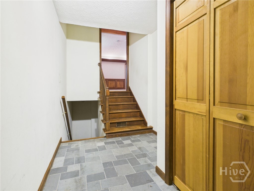 1251 Summit Circle Property Photo 33