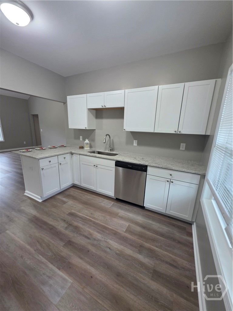 60 Charlotte Drive Property Photo 6