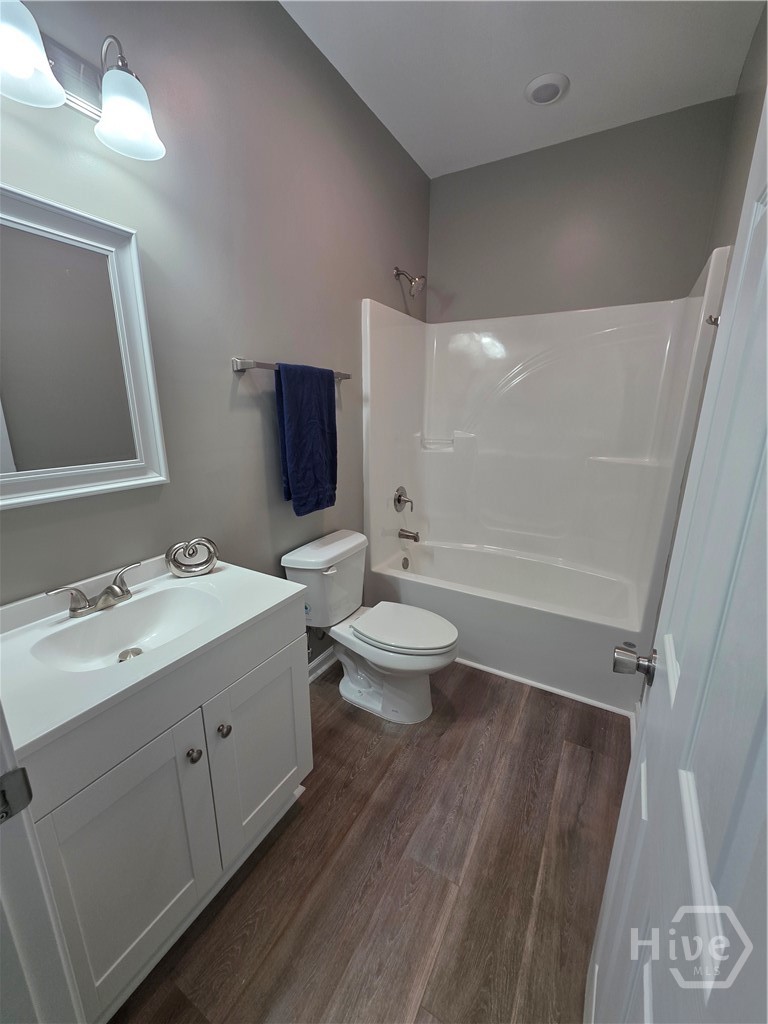60 Charlotte Drive Property Photo 15