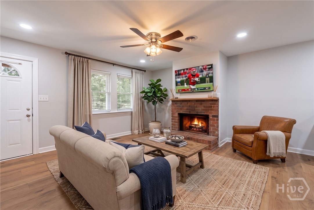 150 Alden Court Property Photo 3
