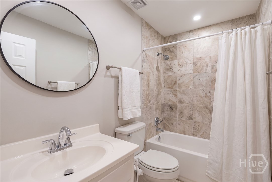 150 Alden Court Property Photo 9