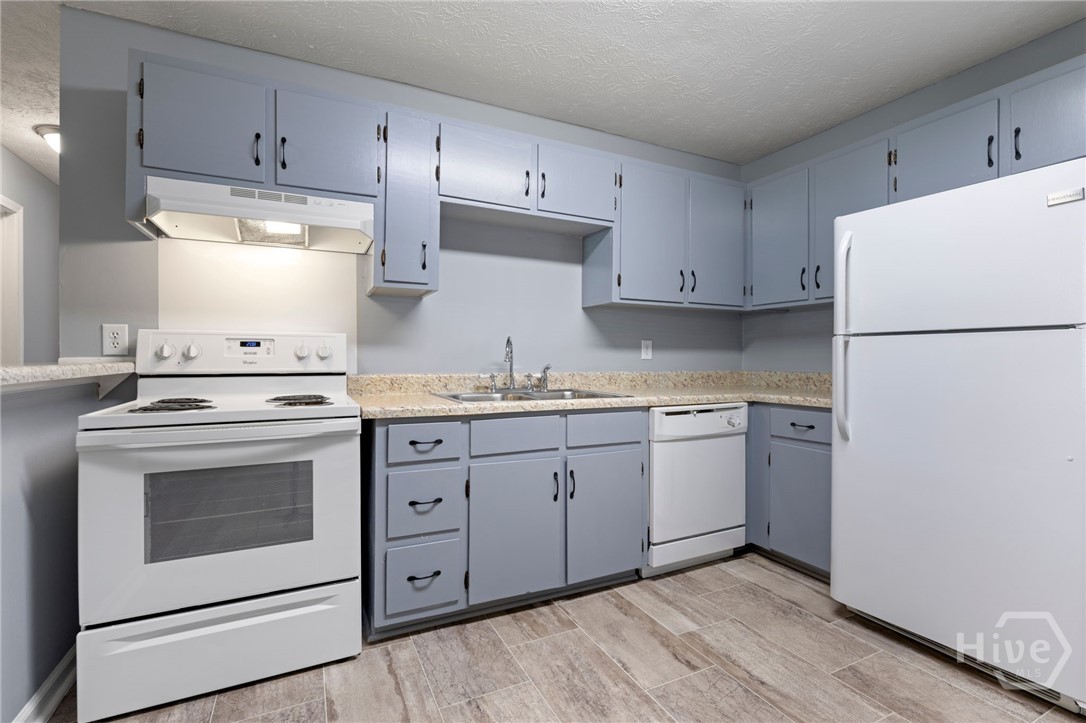 150 Alden Court Property Photo 17
