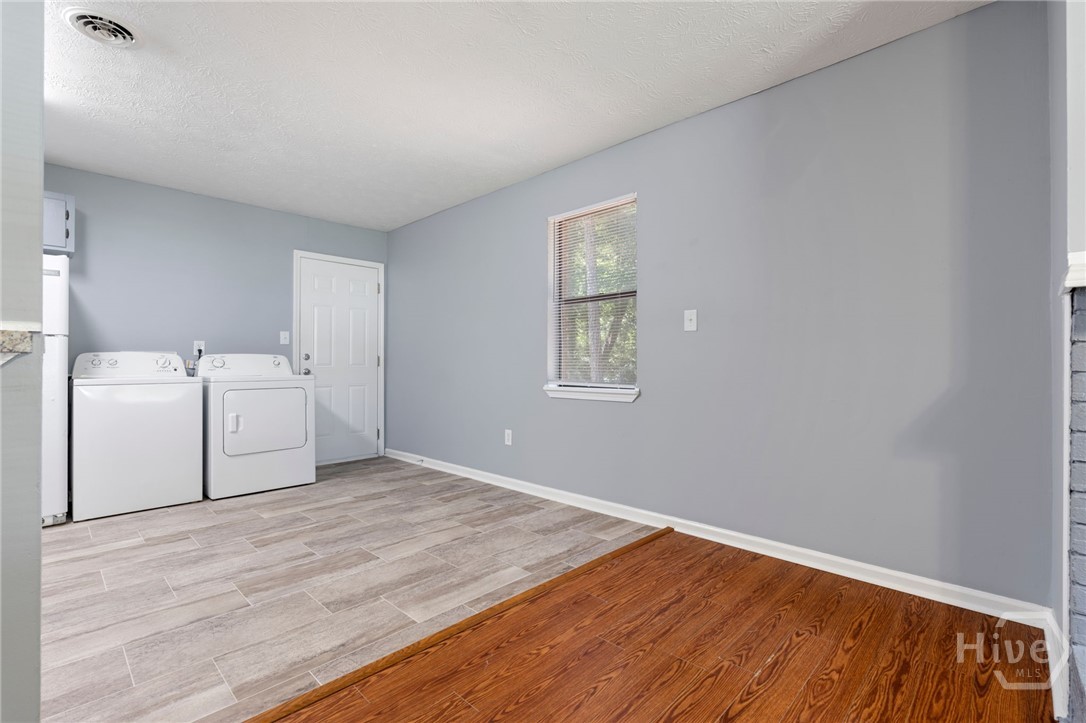 150 Alden Court Property Photo 19