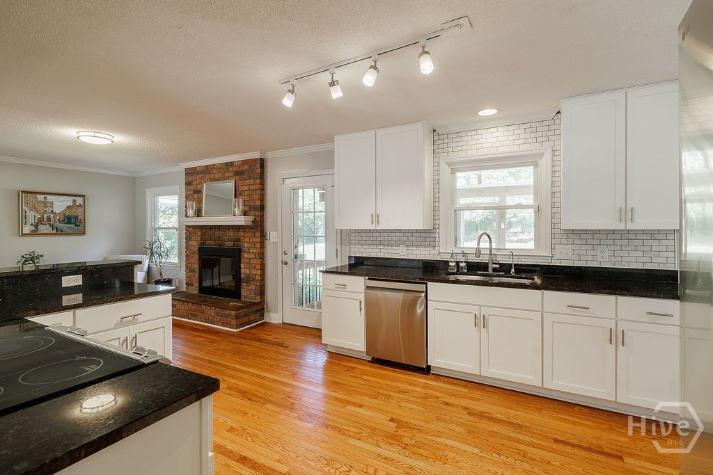 525 Cedar Creek Drive Property Photo 18