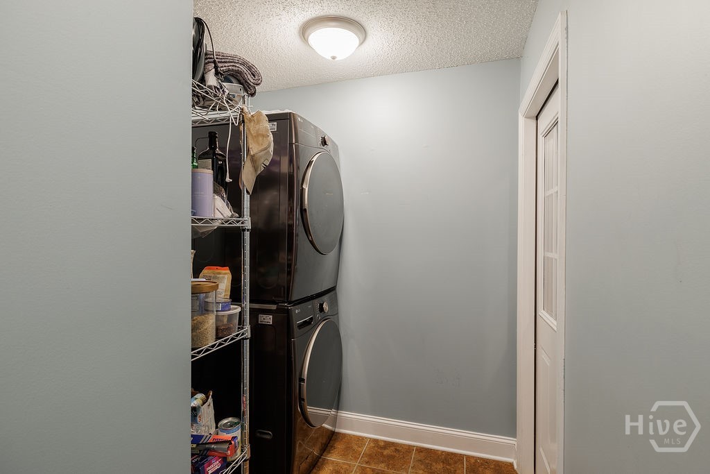 525 Cedar Creek Drive Property Photo 21
