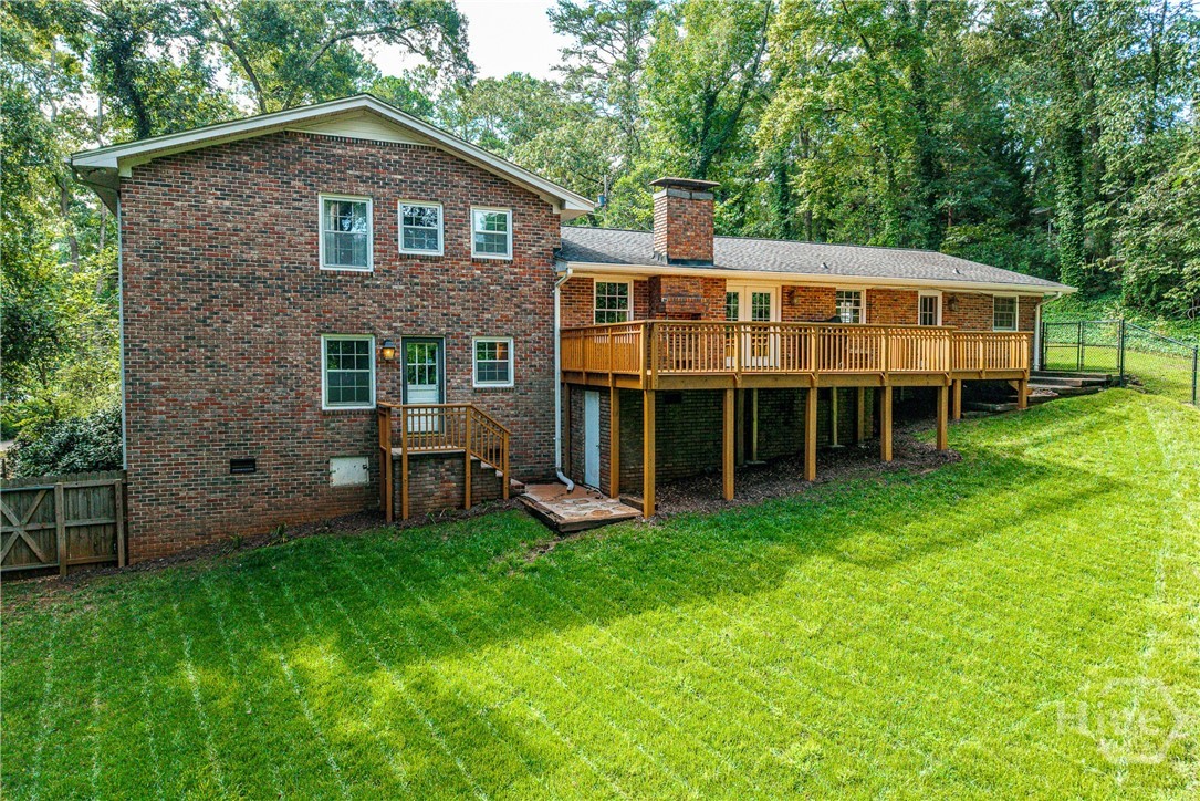 106 St James Court Property Photo 26