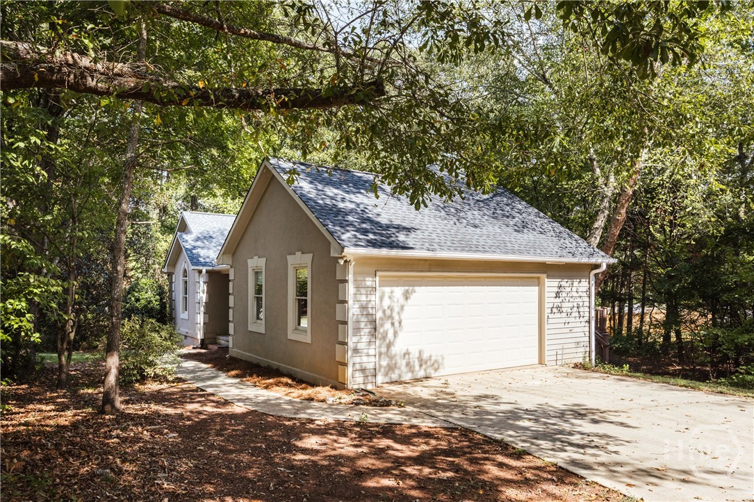250 Brickleberry Ridge Property Photo 37