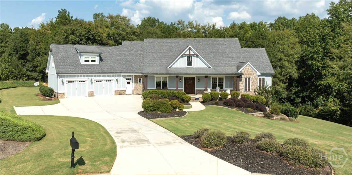 617 Skyland Drive Property Photo 1