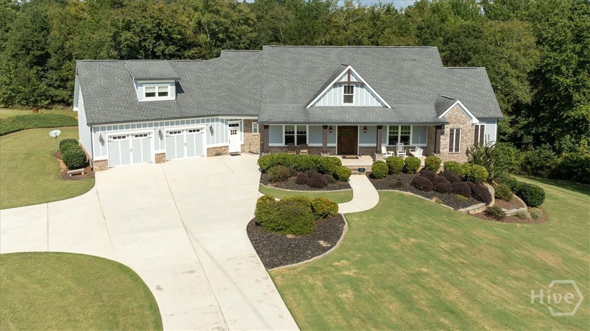 617 Skyland Drive Property Photo 3