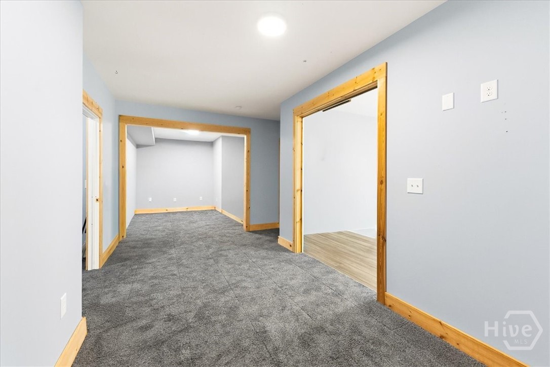 617 Skyland Drive Property Photo 36