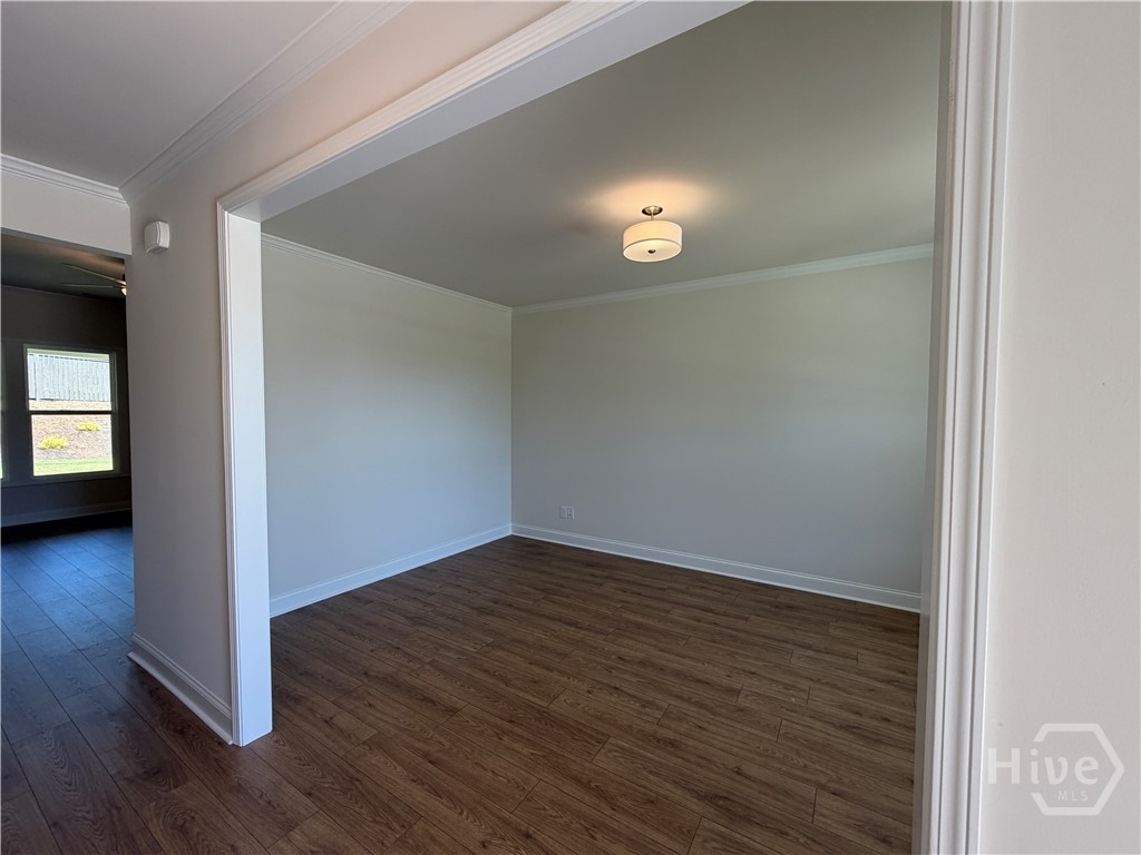196 Oakdale Road Property Photo 4
