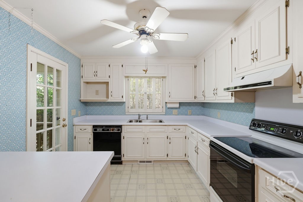8 John Street Property Photo 7