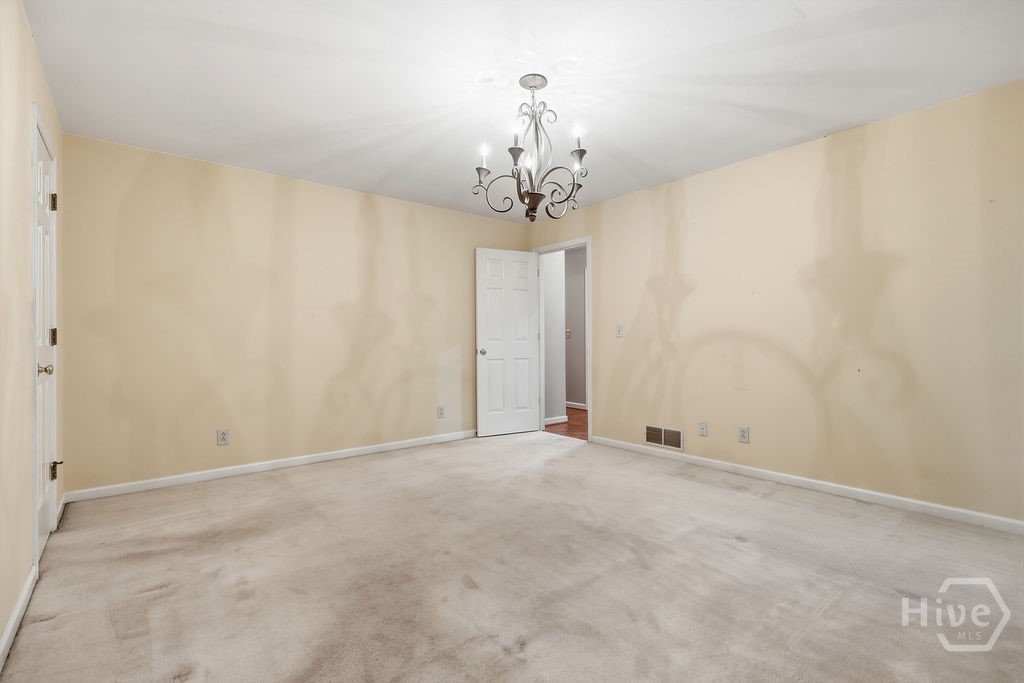 8 John Street Property Photo 16