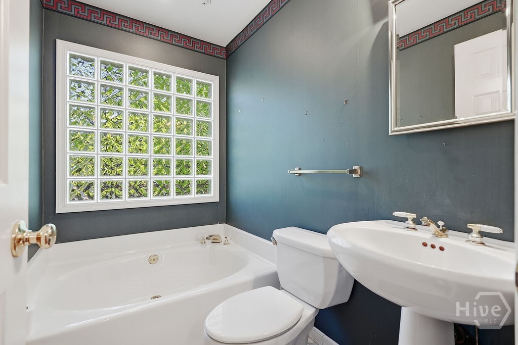 8 John Street Property Photo 22