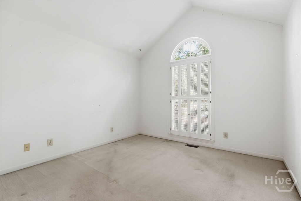 8 John Street Property Photo 23