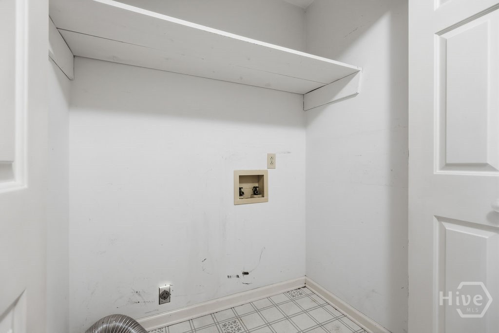 8 John Street Property Photo 25