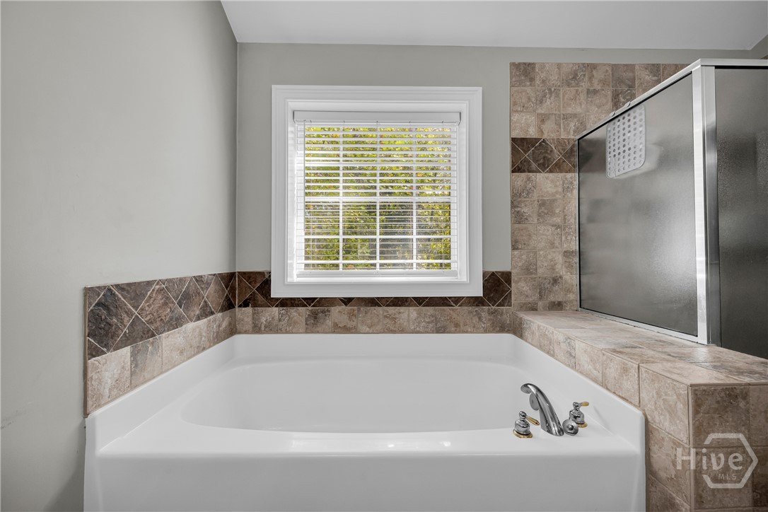 49 Thornhill Circle Property Photo 28