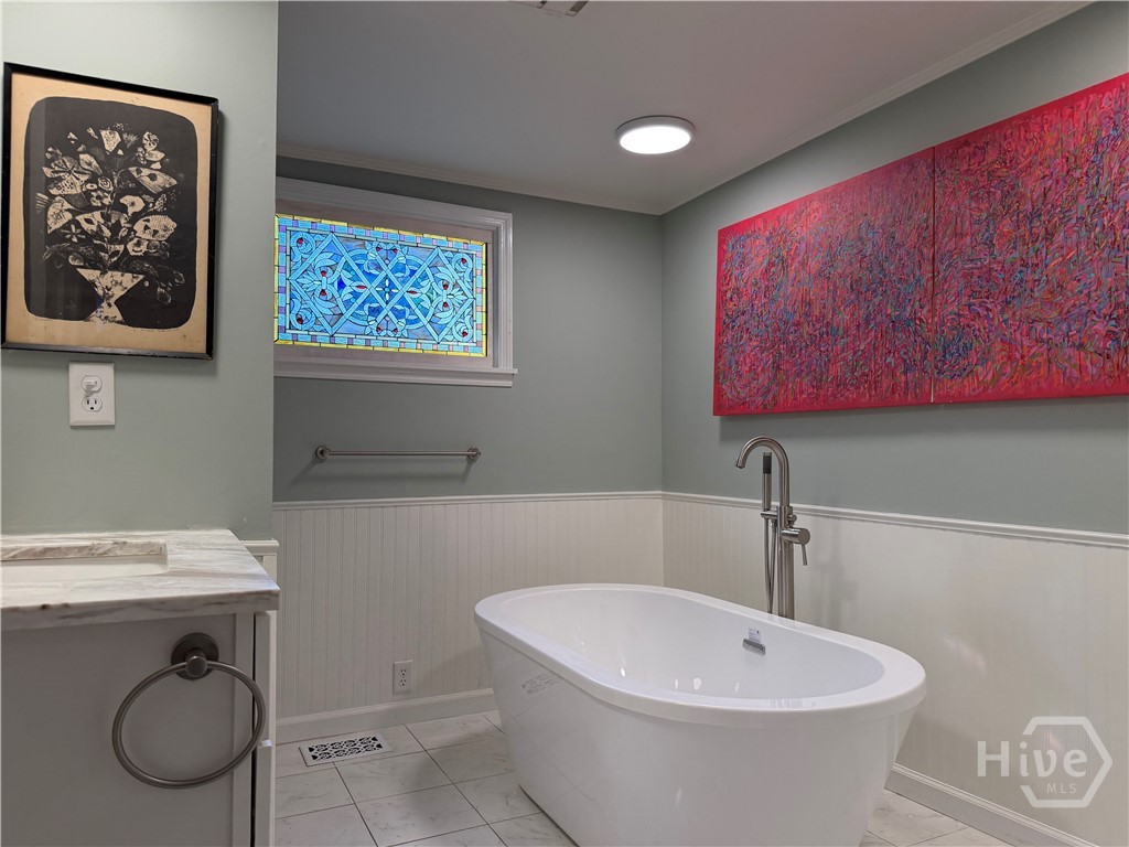 212 Water Street Property Photo 15