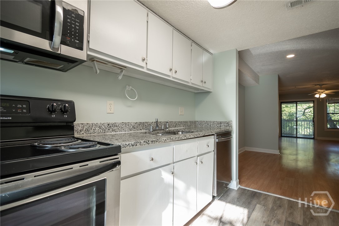 290 Appleby Drive 263 Property Photo 4