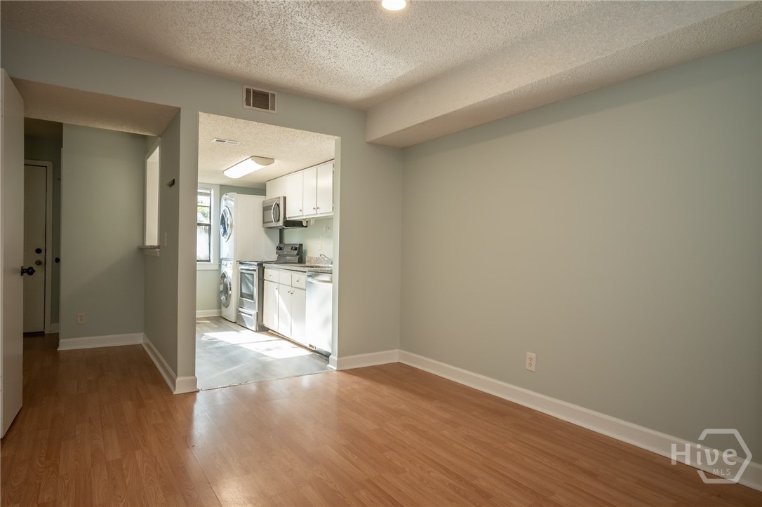 290 Appleby Drive 263 Property Photo 12