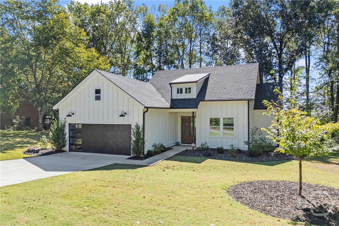 220 Fairlane Drive Property Photo 2