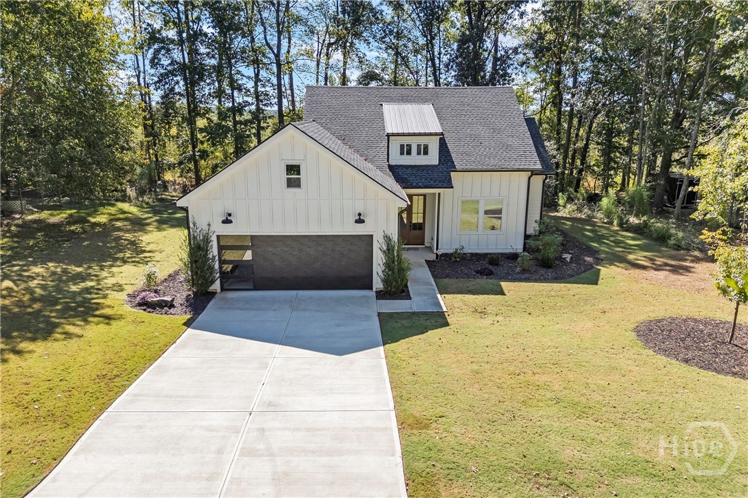 220 Fairlane Drive Property Photo 4