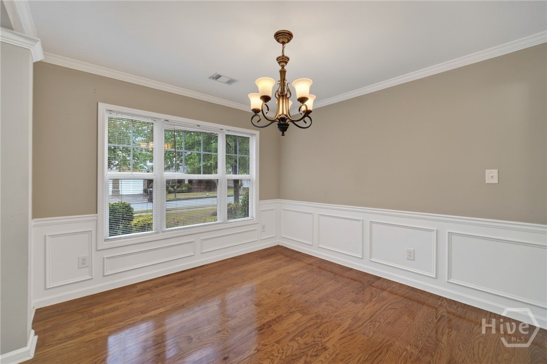 2463 Walnut Tree Lane Property Photo 7