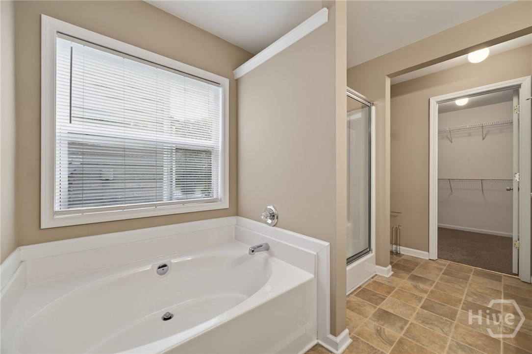 2463 Walnut Tree Lane Property Photo 24